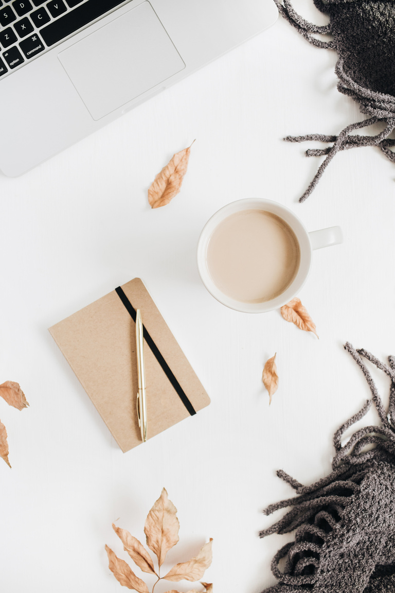 Flatlay Coffe and Journal